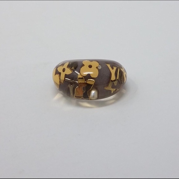 Louis Vuitton Jewelry - Louis Vuitton gold tone praline inclusion ring.